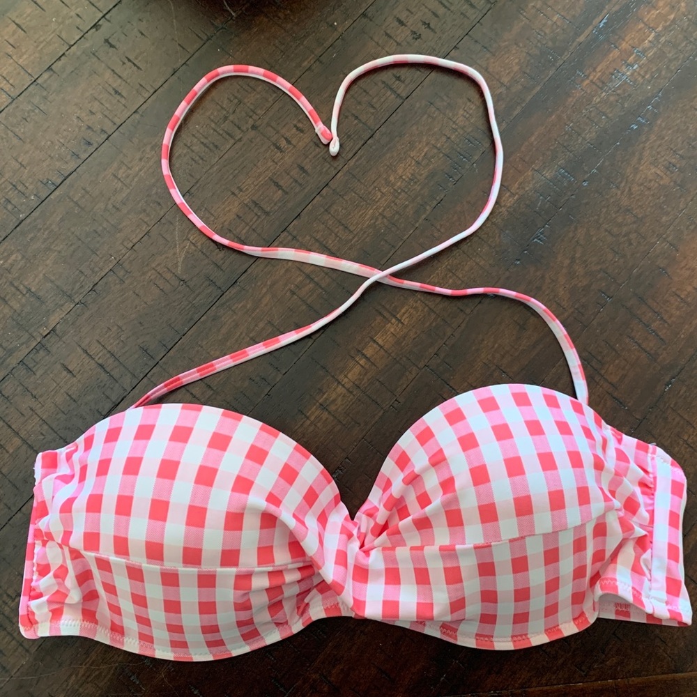 New with tags Gap bikini top